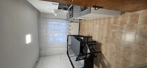 Particular, închiriez apartament cu 2 camere Alexandru Obregia stradal