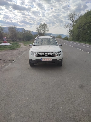 Vând Dacia Duster 4x4 diesel euro 6  - imagine 8