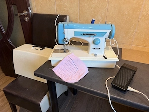 Mașină de cusut vintage Brilliant Voll-Zickzack   Model Robust, Mecanism Metalic