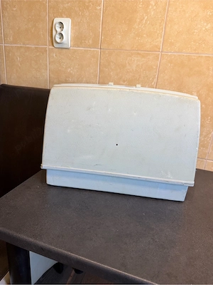 Masina de cusut Privileg model metalic Germania - imagine 4