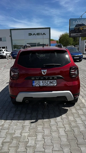 Dacia Duster Prestige 1.5 Diesel 115 CP 4x4 - imagine 2