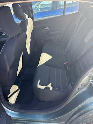 Dacia Logan Expression 1.0 benzina 90 CP - imagine 4