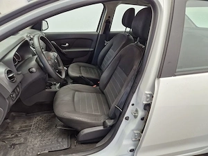 Vand Dacia Logan Laureate 1,5 dci 95 CP - imagine 5