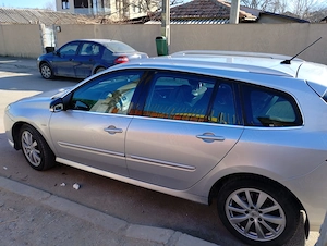 Vând Renault Laguna 3