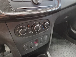 Vand Dacia Logan Laureate 1,5 dci 95 CP - imagine 7