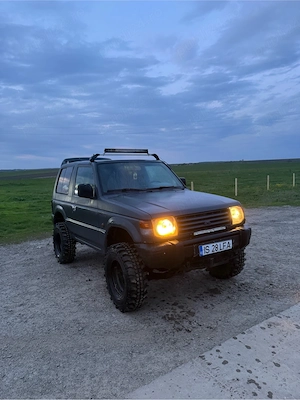 schimb pajero cu duba sau carosata!