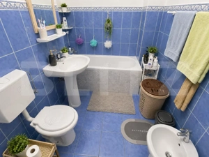 Apartament 4 camere, decomandat, etaj intermediar, Baciu - imagine 8