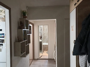Vând apartament 3 camere Găvana 3  - imagine 2