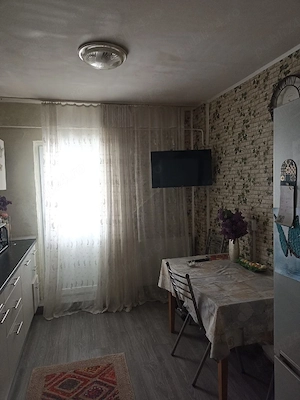 Vând apartament 3 camere Găvana 3  - imagine 8