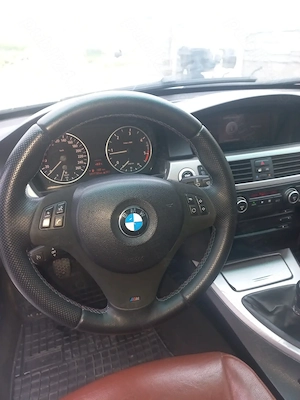 BMW 320D,163 cai,navi mare - imagine 2