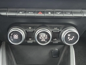 Dacia Duster Blue dCi 115 2WD Prestige+ - imagine 15