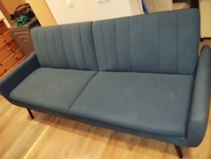 canapea albastra extensibila
