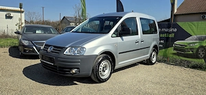 Vw Caddy an 2008 motor 1900 cm3 diesel SDI toate schimburile facute