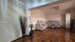 Vânzare apartament 4 camere *ULTRACENTRAL* situat în Târgu Jiu, strada Unirii - imagine 2