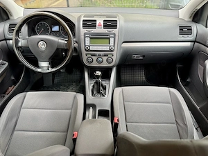 Vw Golf V 1.6 MPI 145.000 km Proprietar - imagine 4