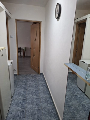 Închiriez apartament cu 2 camere  - imagine 3