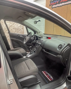 OPEL MERIVA 1,4 Benzina 120 Cp Euro 5 . Rate fixe , Garantie 12 luni . Buy-Back . Nr de probe .  - imagine 10