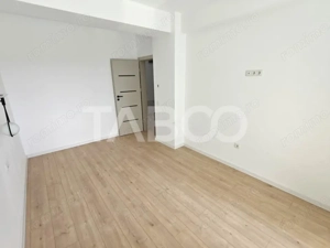 Apartament 3 camere decomandat - 2 bai - balcon - parcare - intabulat - imagine 10