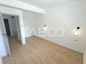 Apartament 3 camere decomandat - 2 bai - balcon - parcare - intabulat - imagine 11
