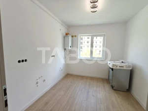 Apartament 3 camere decomandat - 2 bai - balcon - parcare - intabulat - imagine 9