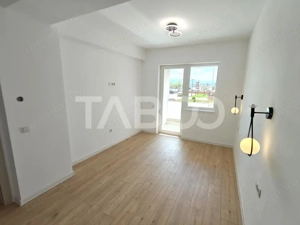 Apartament 3 camere decomandat - 2 bai - balcon - parcare - intabulat - imagine 6
