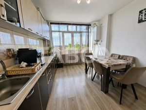 Apartament modern de vanzare 2 camere pivnita Vasile Aaron - imagine 2