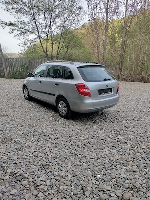 Vând Skoda Fabia 2 facelift euro 5 benzina  - imagine 5