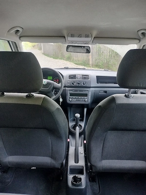 Vând Skoda Fabia 2 facelift euro 5 benzina  - imagine 9