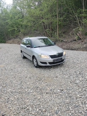 Vând Skoda Fabia 2 facelift euro 5 benzina  - imagine 2