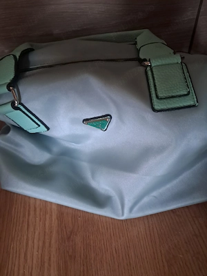 Geantă Prada albastră 