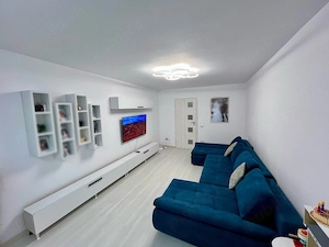Vând apartament 2 camere - etajul 1 - imagine 2