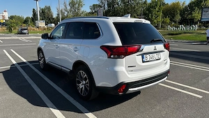 Mitsubishi Outlander 2.2 Litre DI-D AWD Instyle Aut. - imagine 4