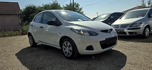 Mazda 2 an 2008 motor 1400 cm3 benzina Fara aer conditionat 