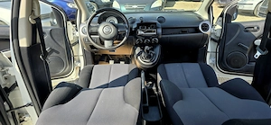 Mazda 2 an 2008 motor 1400 cm3 benzina Fara aer conditionat  - imagine 10