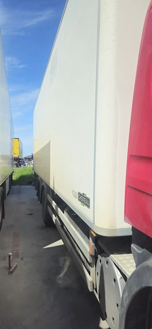 Scania p320 euro 5 frigo izoterm 21 pal - imagine 2