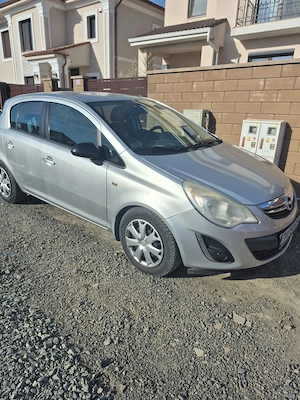 Vand Opel Corsa D 2011 - imagine 2