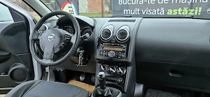 Nissan Qashqai 7 locuri an 2010 motor 1600 cm3 benzina clima  - imagine 10