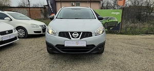 Nissan Qashqai 7 locuri an 2010 motor 1600 cm3 benzina clima  - imagine 3