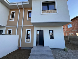 Duplex modern in Mosnita. La cheie. Aproape de Carrefour. Asfalt. - imagine 2
