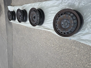 Vand 4(patru) jante tabla VW Golf 2010 fara defecte - imagine 2