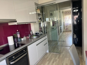 Vand apartament 2 camere - imagine 2