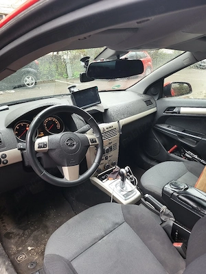 Opel Astra gtc  - imagine 5