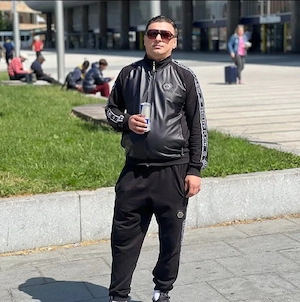 Angajez Lucrator comercial de preferat fată 