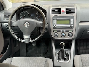 Vw Golf V 1.6 MPI 145.000 km Proprietar - imagine 6