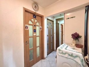 De Vanzare Apartament cu 3 camere  an constructie 1989  Vitan Mall - imagine 10