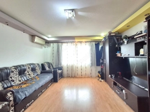 De Vanzare Apartament cu 3 camere  an constructie 1989  Vitan Mall - imagine 5