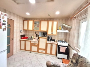 De Vanzare Apartament cu 3 camere  an constructie 1989  Vitan Mall - imagine 12