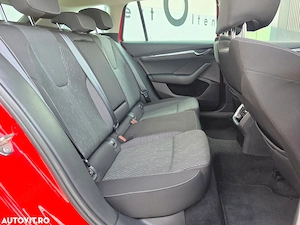 Skoda Octavia 2.0 TDI DSG Style - imagine 10