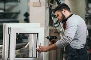 Master Prod angajează muncitor cu experiență în tâmplărie aluminiu