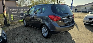 Opel Meriva an 2012 motor 1300 cm3 diesel euro 5 clima Garantie  - imagine 4